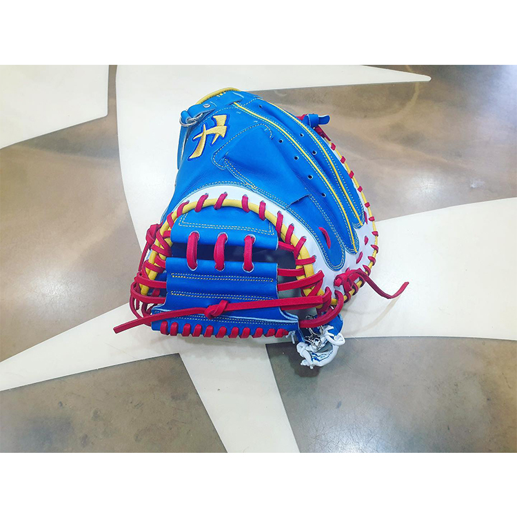 Glove5.jpg